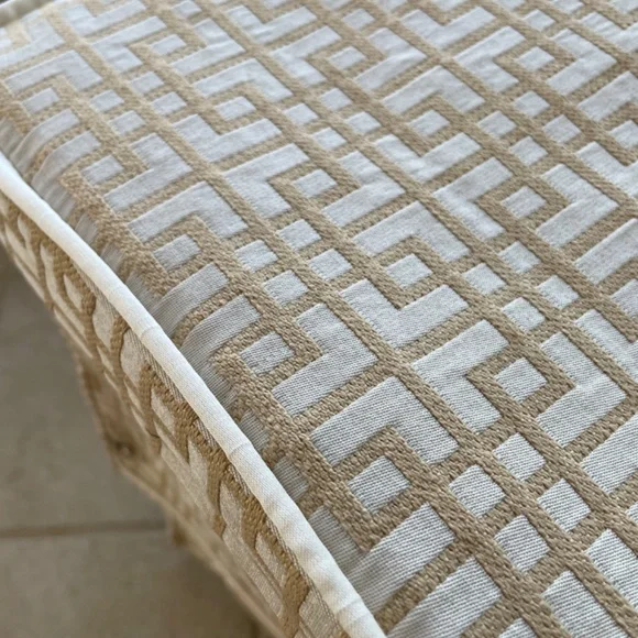 Custom Luxury Crate Cover for Discriminating Dogs